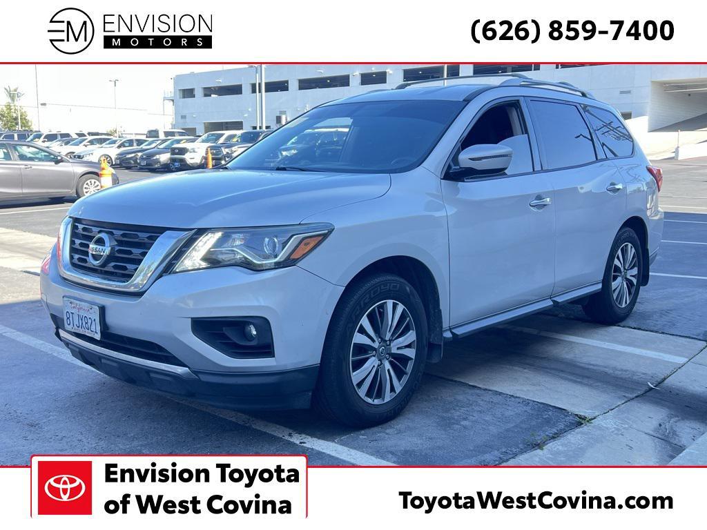 used 2020 Nissan Pathfinder car, priced at $9,493