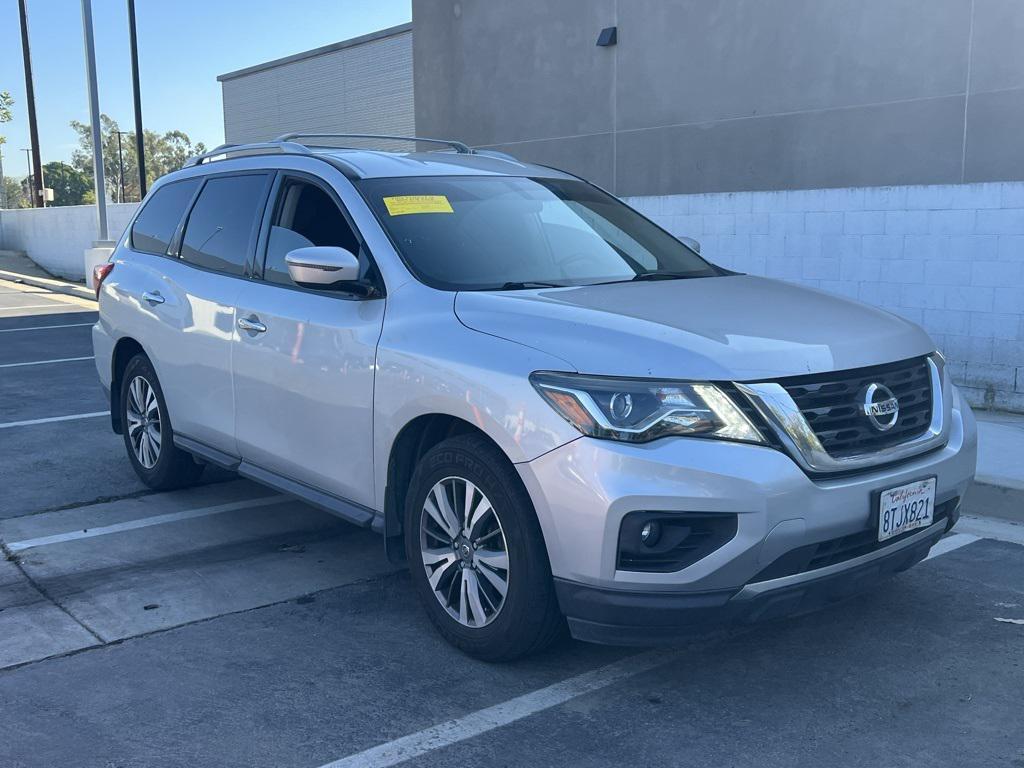 used 2020 Nissan Pathfinder car, priced at $9,493