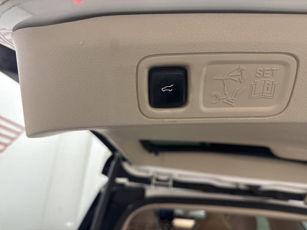 used 2021 Lincoln Navigator car, priced at $37,900