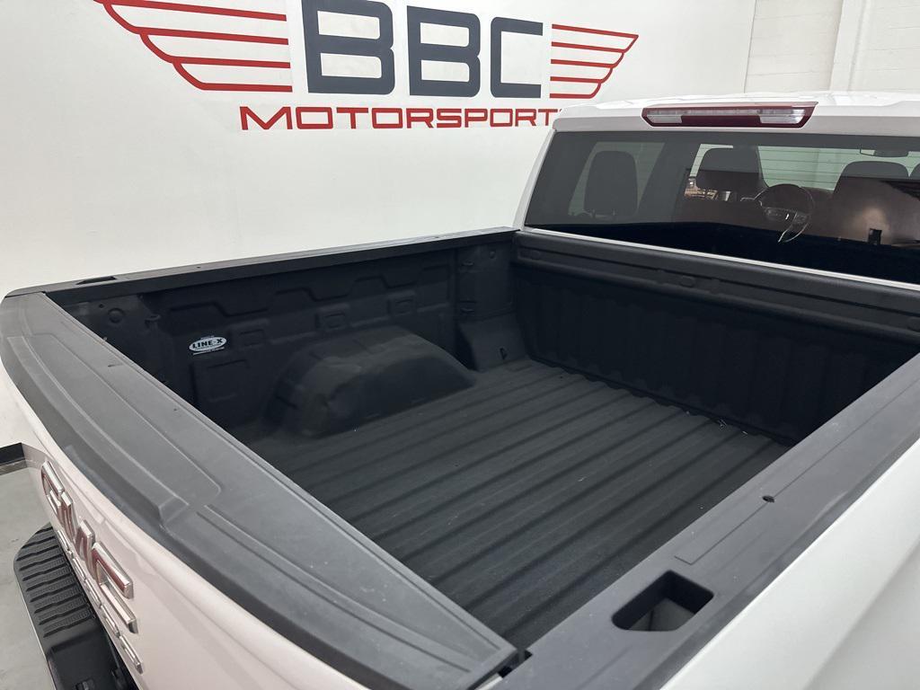 used 2021 GMC Sierra 1500 car, priced at $28,900
