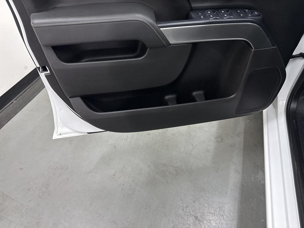 used 2015 Chevrolet Silverado 1500 car, priced at $21,500