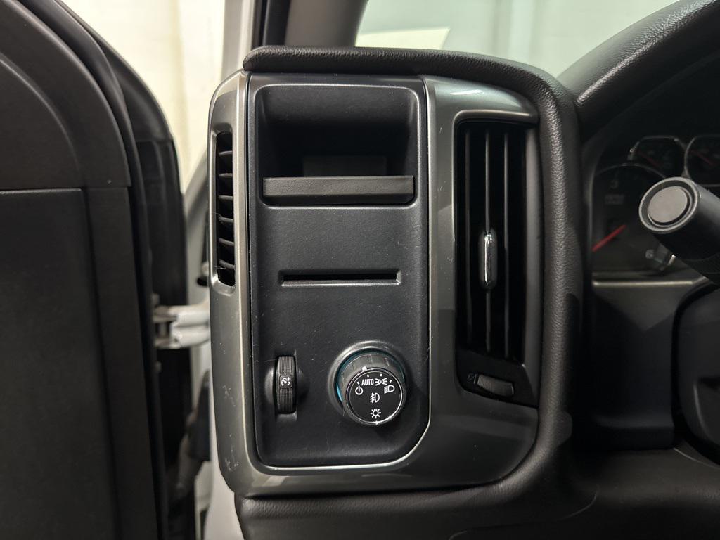 used 2015 Chevrolet Silverado 1500 car, priced at $21,500