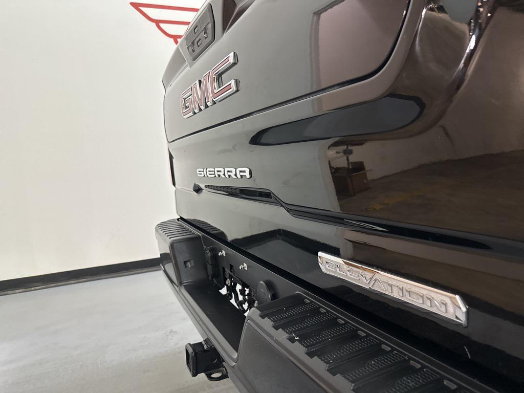 used 2021 GMC Sierra 1500 car, priced at $28,900