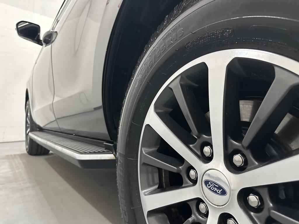 used 2018 Ford Expedition car, priced at $22,500