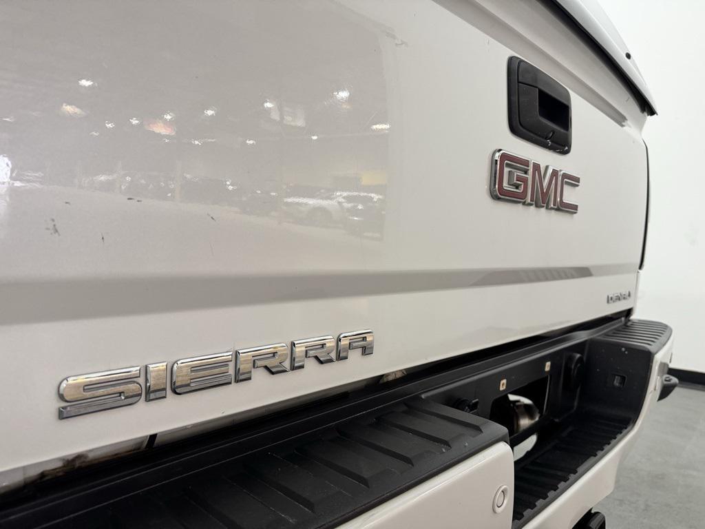 used 2018 GMC Sierra 1500 car, priced at $30,900