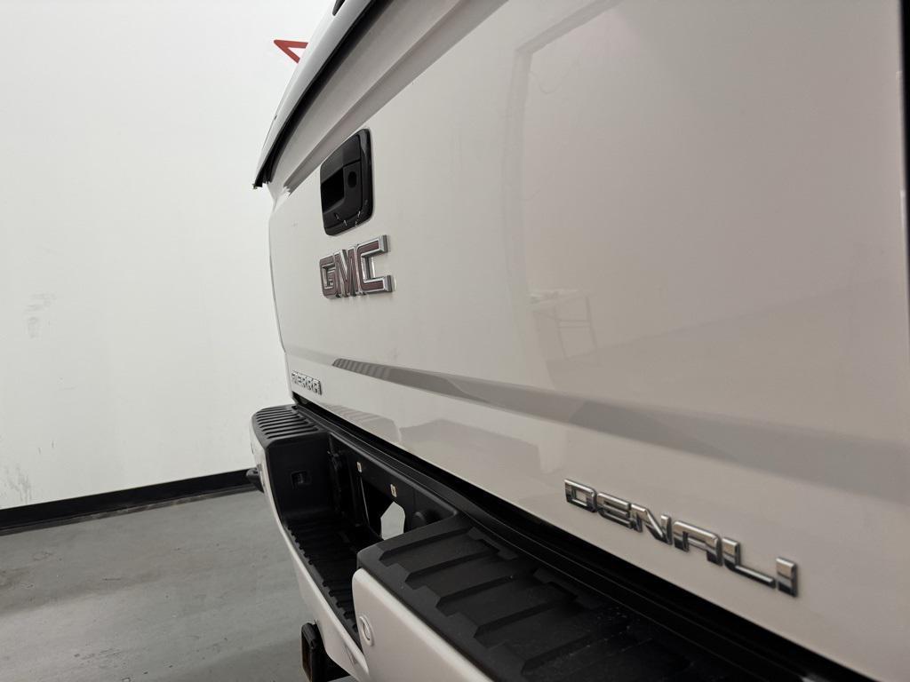 used 2018 GMC Sierra 1500 car, priced at $30,900