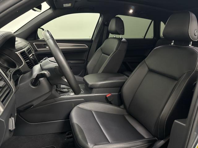 used 2020 Volkswagen Atlas Cross Sport car, priced at $21,500