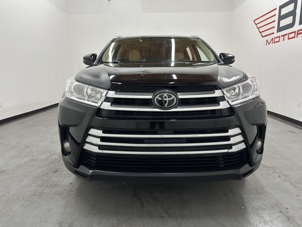 used 2018 Toyota Highlander car, priced at $21,900