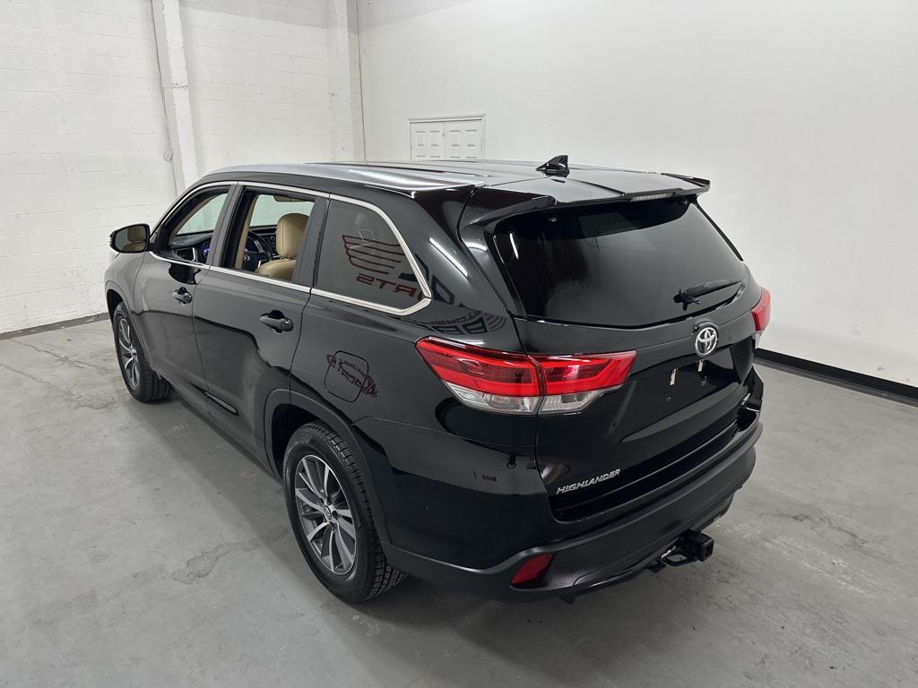 used 2018 Toyota Highlander car, priced at $21,900