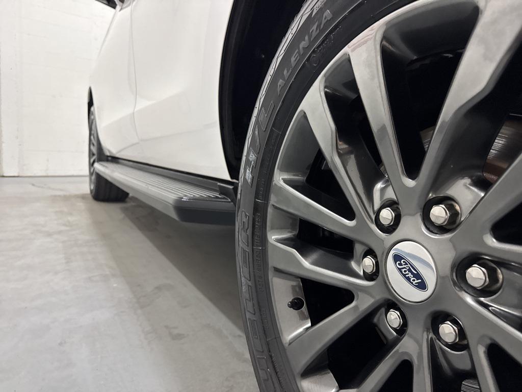 used 2019 Ford Expedition car, priced at $20,900