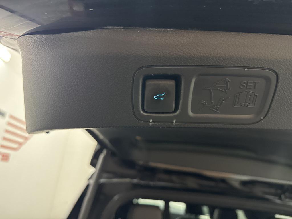 used 2019 Ford Expedition car, priced at $25,900