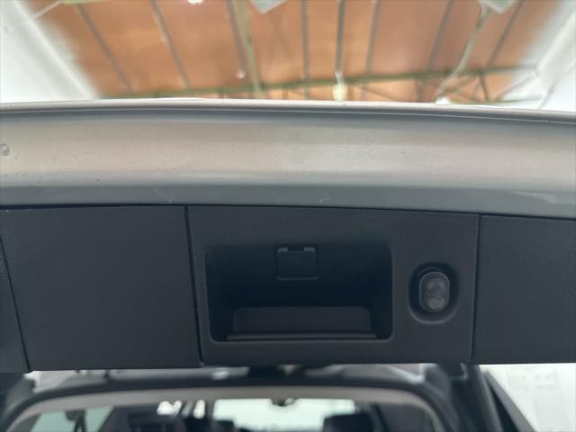 used 2019 Chevrolet Suburban car, priced at $40,900