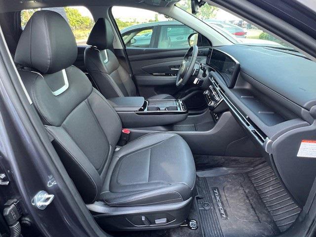 used 2025 Hyundai TUCSON Hybrid car, priced at $36,540