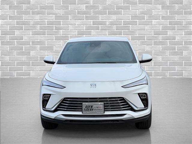 new 2025 Buick Envista car, priced at $25,467