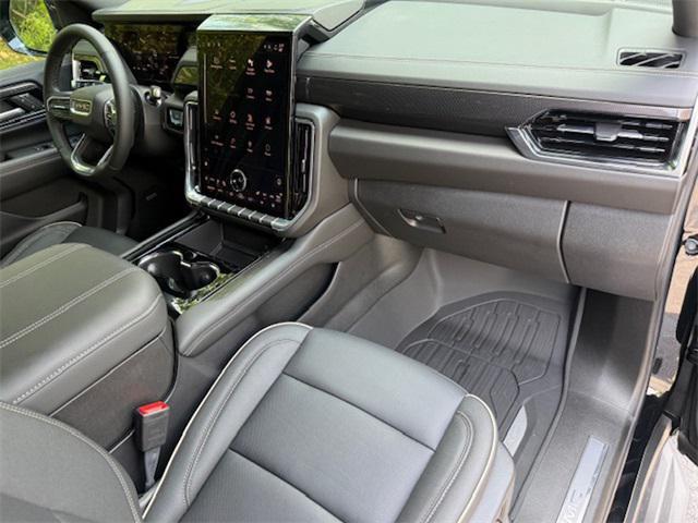 new 2025 GMC Yukon car, priced at $75,934