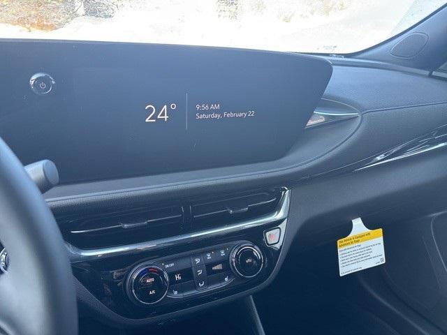 new 2025 Buick Envista car, priced at $28,530
