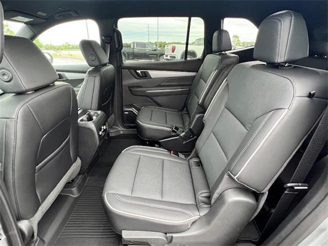 new 2025 Buick Enclave car, priced at $49,052