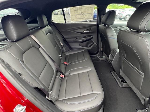 new 2025 Buick Envista car, priced at $27,142