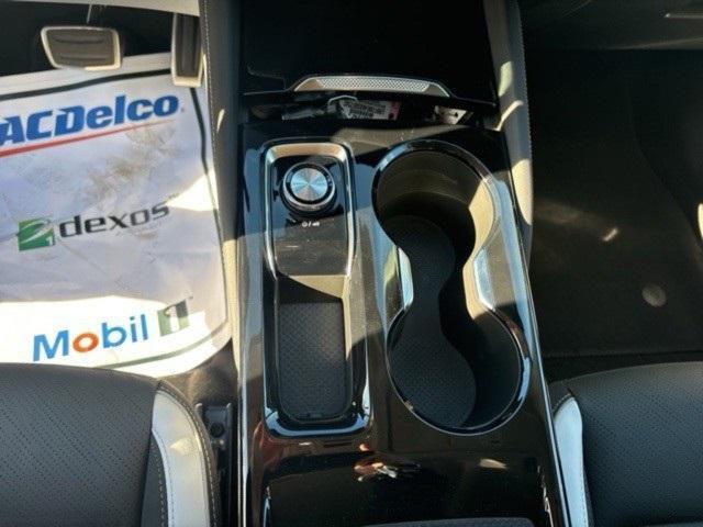 new 2025 Buick Envision car, priced at $42,819
