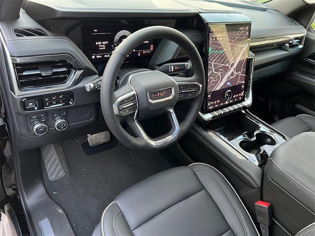 new 2025 GMC Yukon car, priced at $71,133