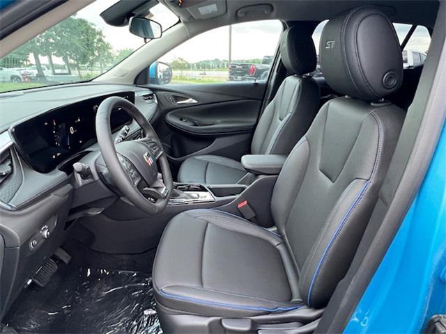 new 2025 Buick Encore GX car, priced at $27,234