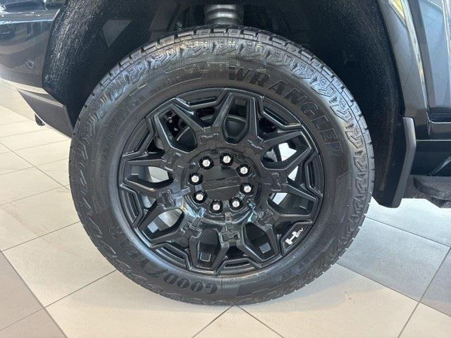 new 2025 GMC HUMMER EV SUV car, priced at $101,489