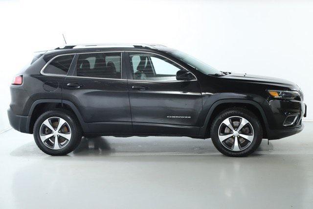 used 2019 Jeep Cherokee car, priced at $15,999