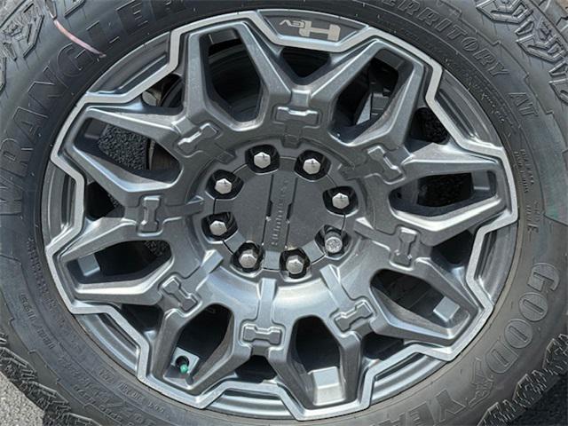 new 2025 GMC HUMMER EV SUV car, priced at $103,900