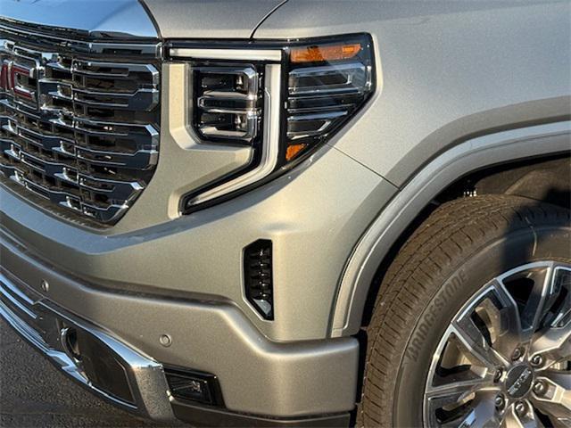 new 2025 GMC Sierra 1500 car, priced at $73,657