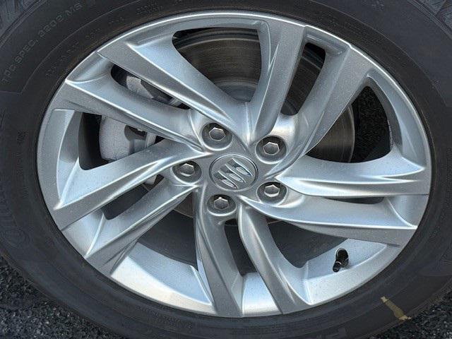 new 2025 Buick Envista car, priced at $26,443