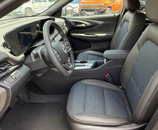 new 2025 Buick Envista car, priced at $25,480