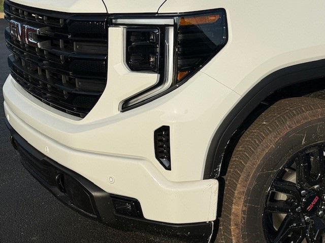 new 2026 GMC Sierra 1500 car, priced at $65,448