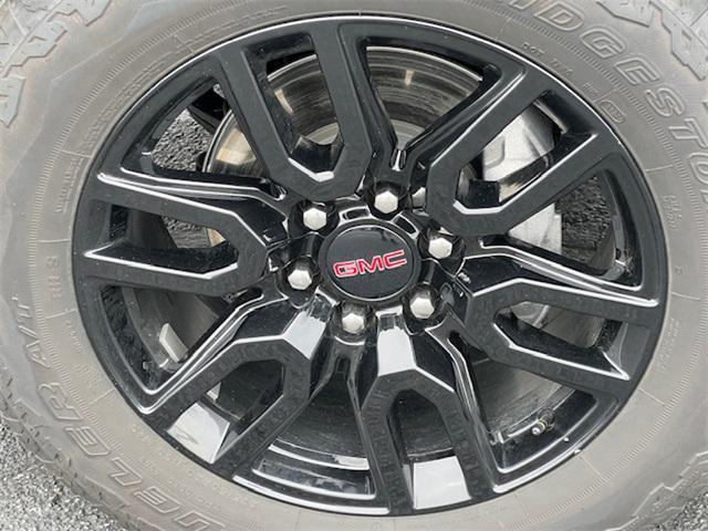 used 2025 GMC Sierra 1500 car, priced at $45,995