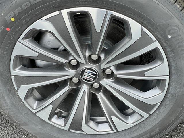new 2025 Buick Envision car, priced at $40,371