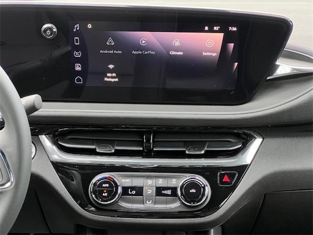 new 2025 Buick Envista car, priced at $27,454