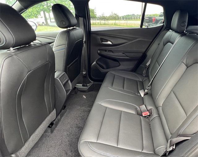 new 2025 Buick Envista car, priced at $27,454