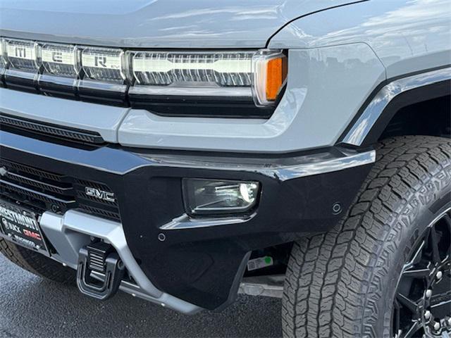 new 2025 GMC HUMMER EV Pickup car, priced at $96,820