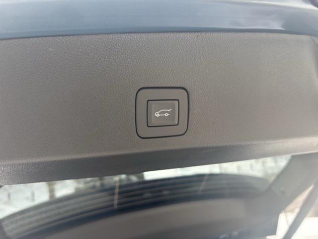 new 2025 Buick Encore GX car, priced at $36,121