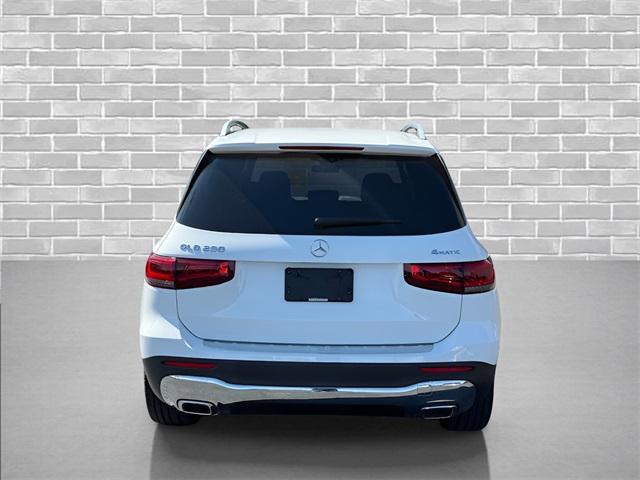 used 2021 Mercedes-Benz GLB 250 car, priced at $27,595