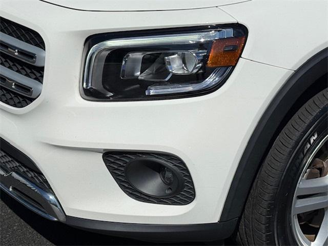 used 2021 Mercedes-Benz GLB 250 car, priced at $29,418