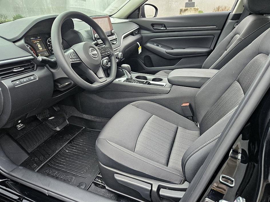 new 2025 Nissan Altima car, priced at $26,450