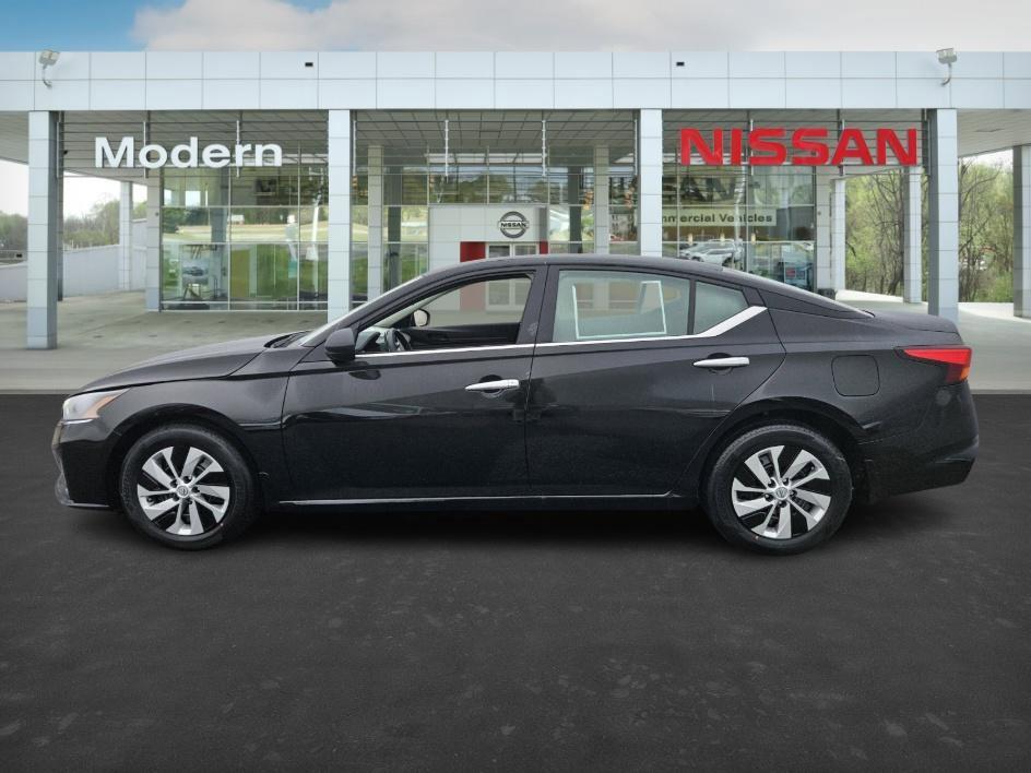 new 2025 Nissan Altima car, priced at $26,450