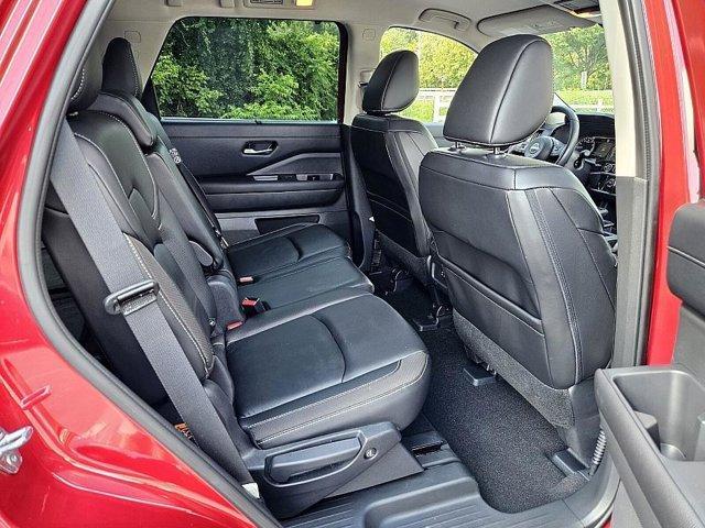 used 2023 Nissan Pathfinder car, priced at $35,004
