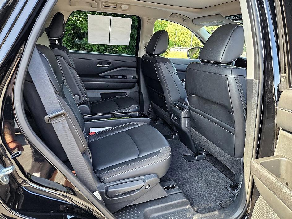 used 2024 Nissan Pathfinder car, priced at $40,898