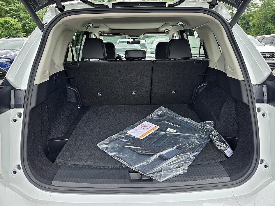 new 2026 Nissan Rogue car, priced at $34,538