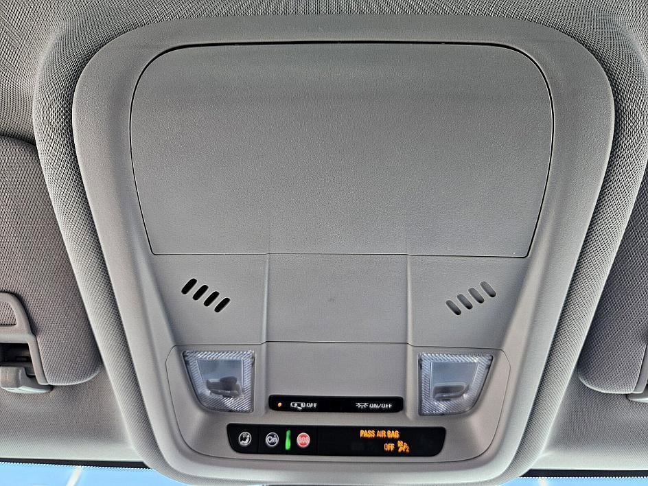 used 2024 Chevrolet Equinox car, priced at $22,678