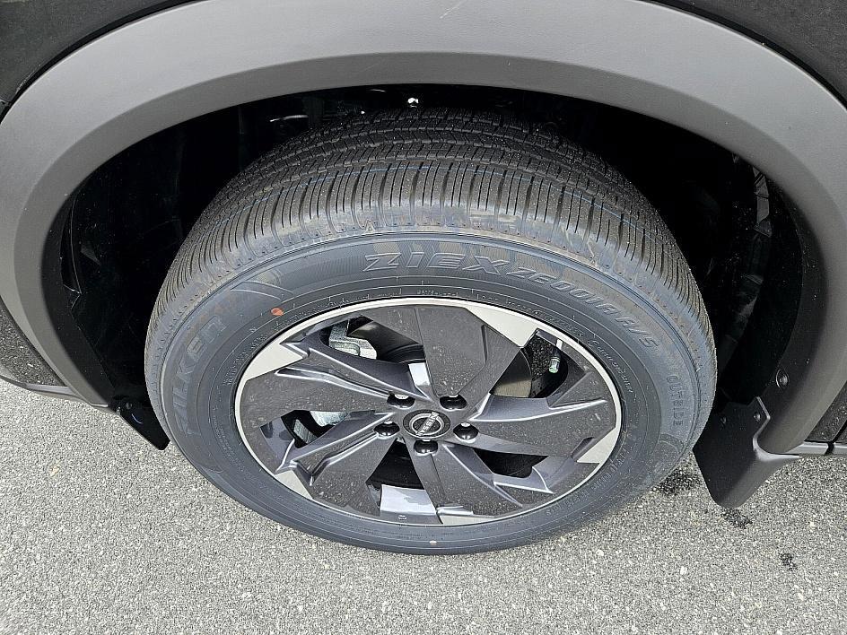 new 2025 Nissan Rogue car, priced at $31,282