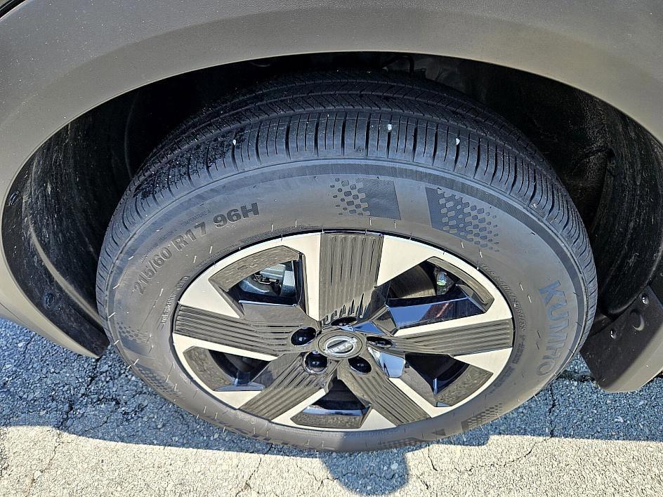 used 2025 Nissan Kicks car, priced at $25,699