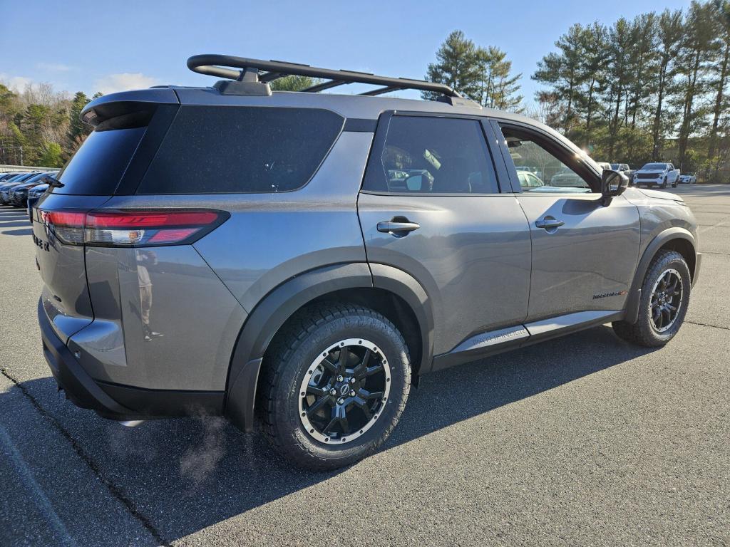new 2025 Nissan Pathfinder car, priced at $41,990