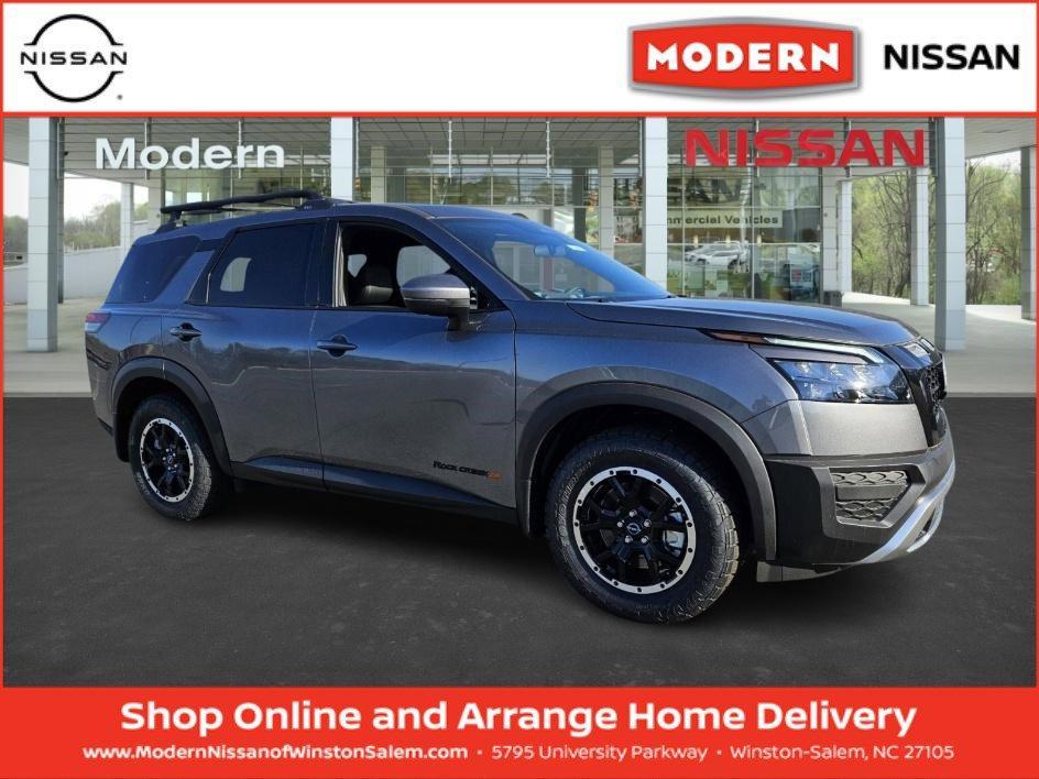new 2025 Nissan Pathfinder car, priced at $41,990
